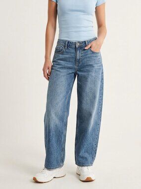 Hollister Low Rise Baggy Jeans Medium Wash Women 30 NWT